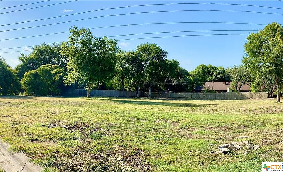 2nd image of Guthrie Dr