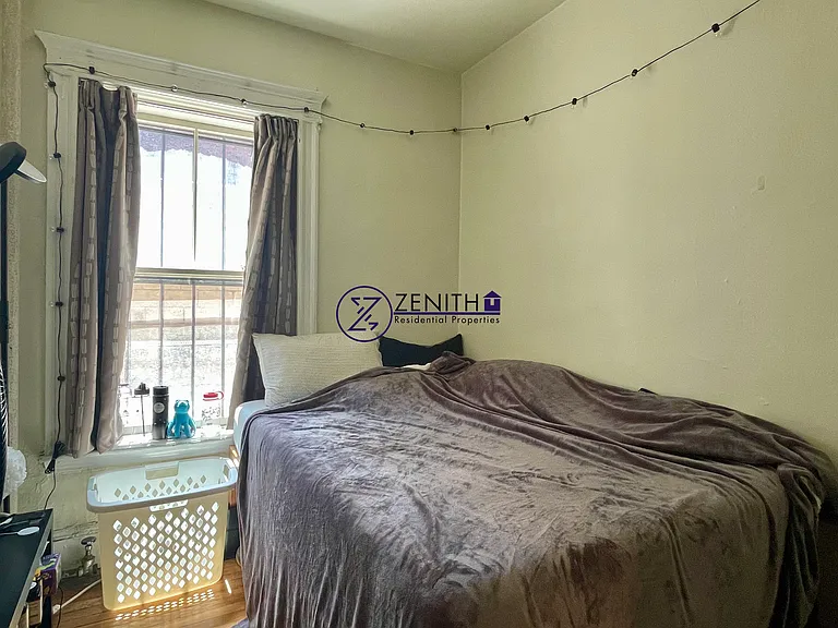 74 Phillips St #2 — Photo 9