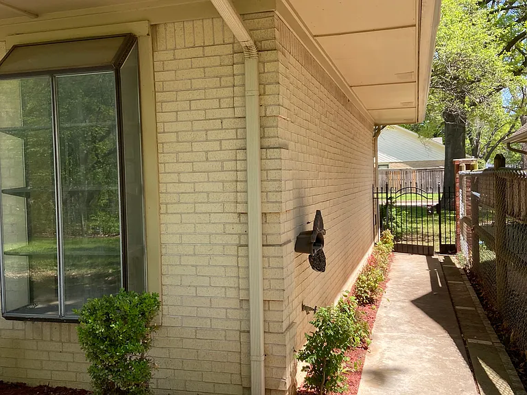 1408 S Chestnut Ave — Photo 45