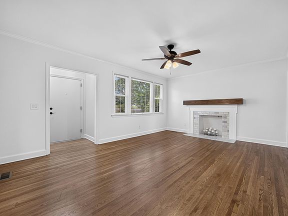 3rd image of 3322 Covenant Rd
