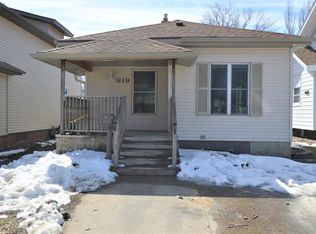 919 4th Ave SW, Aberdeen, SD 57401