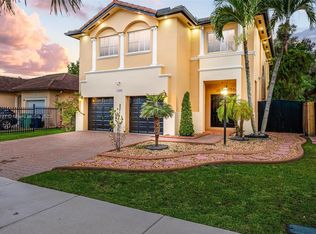 15480 SW 19th Way, Miami, FL 33185