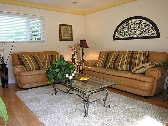 4th image of 791 Nandina Ct