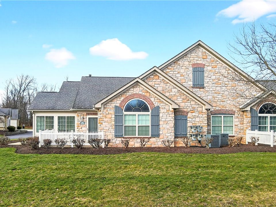 1st image of 542 Fair Meadow Dr