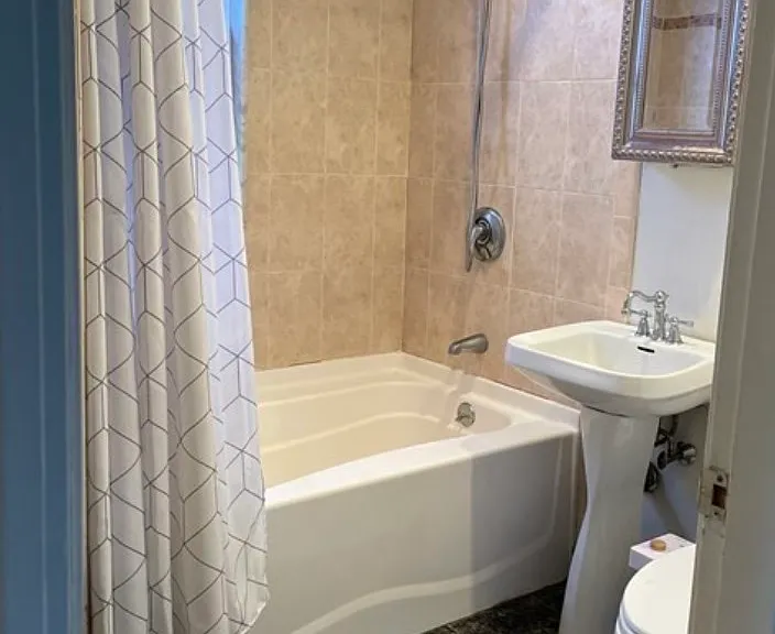 184 Grant Ave #2 — Photo 4