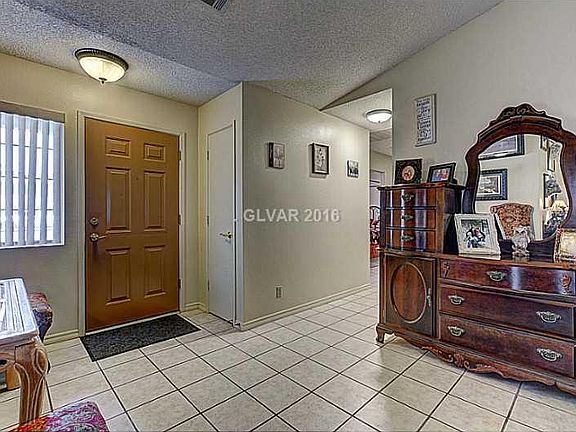 4th image of 1001 Rockaway St