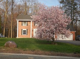 122 Ridge Rd, West Milford, NJ 07480