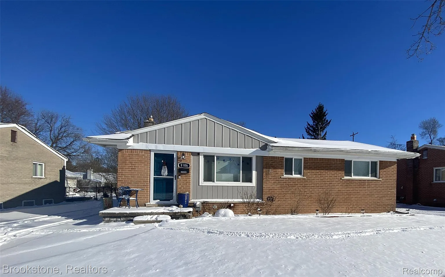 1106 Marion Dr photo 1