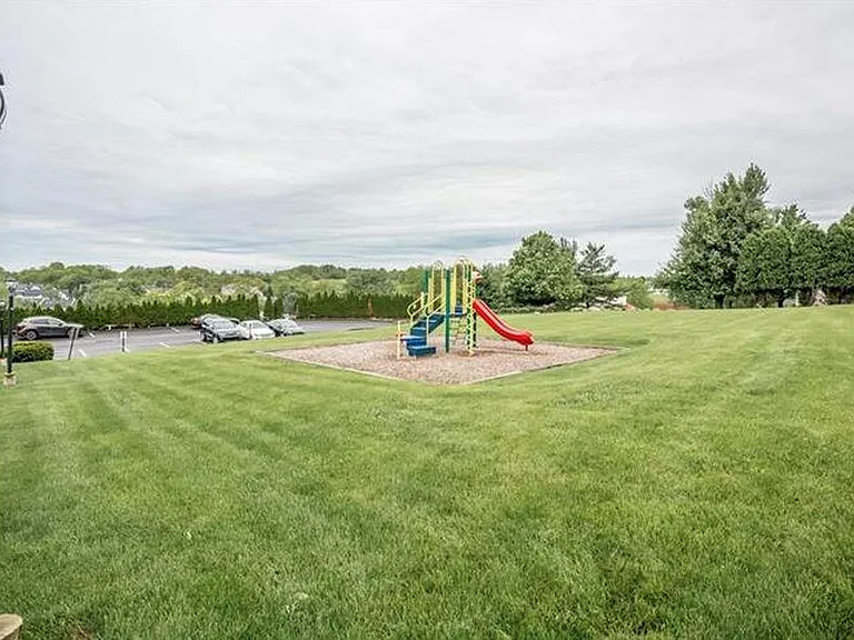 2592 Grouse Rdg #A — Photo 20
