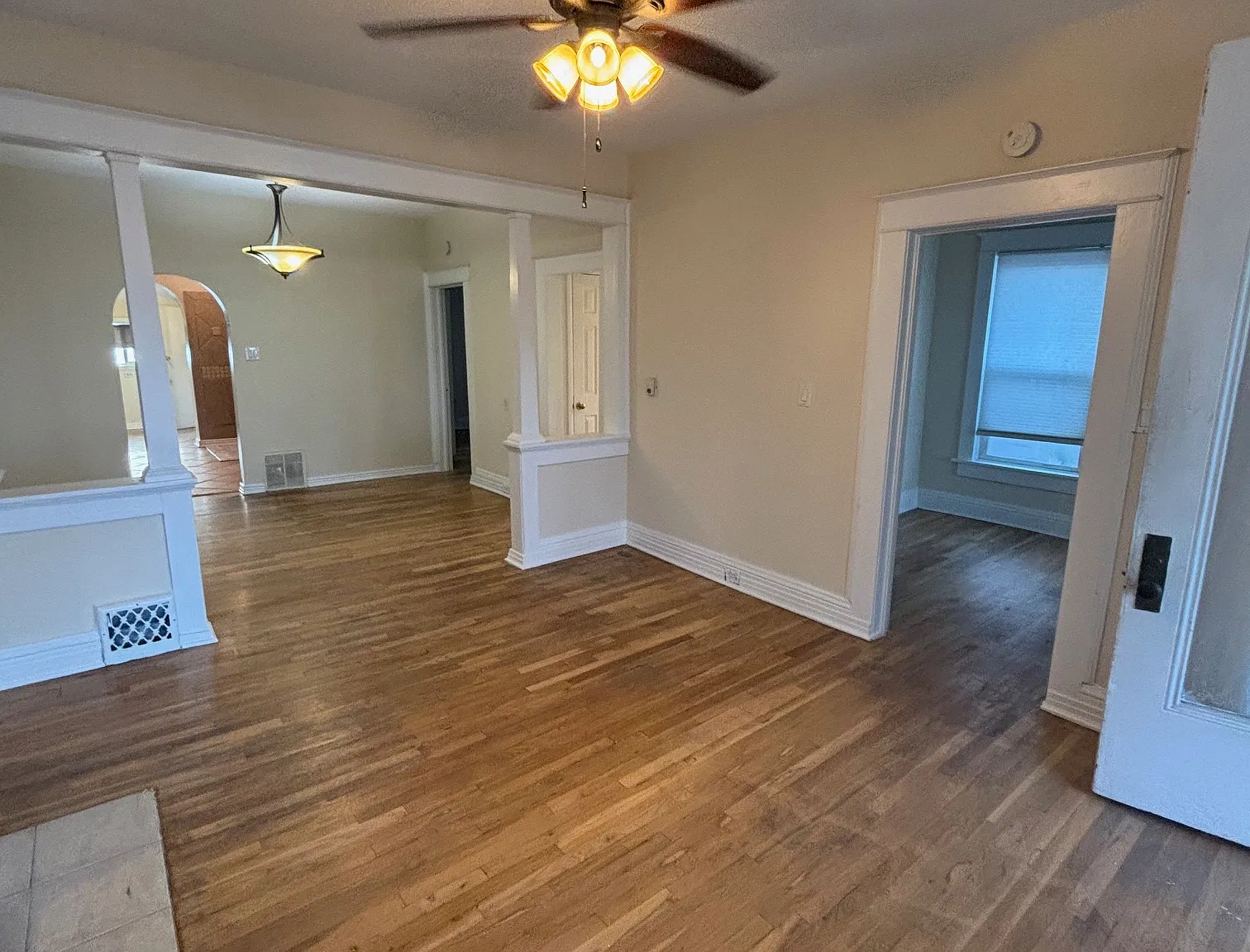 2 bed, 805 sqft, $2,250 — Photo 2
