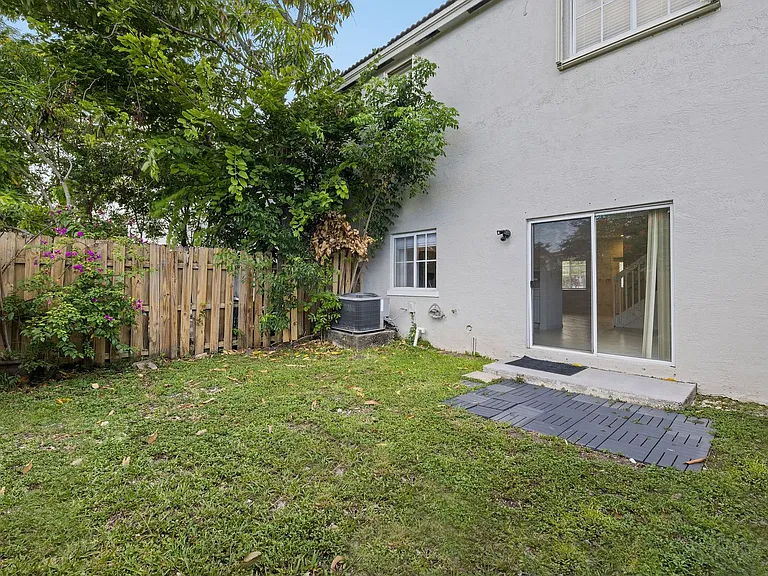 14261 SW 126th Pl — Photo 20