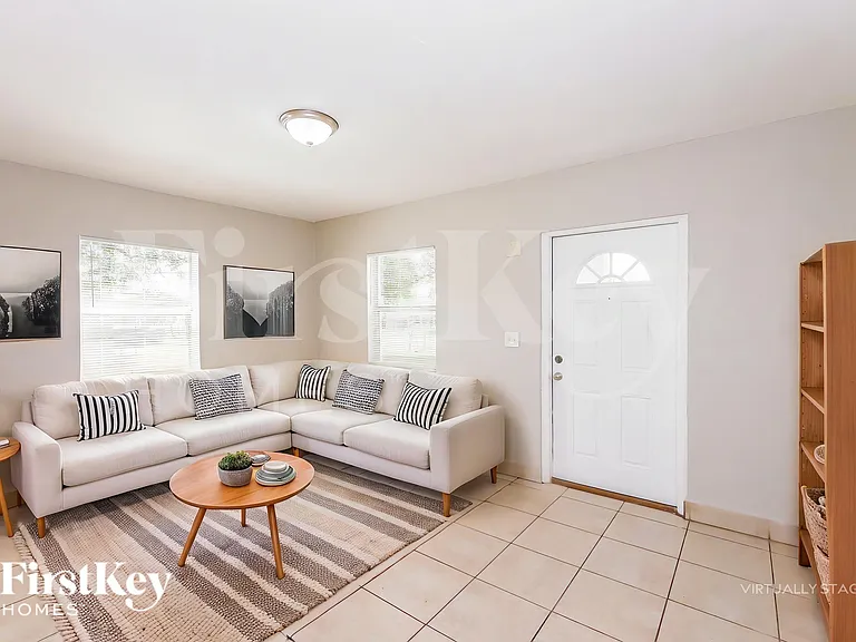 2440 NW 162nd St — Photo 5