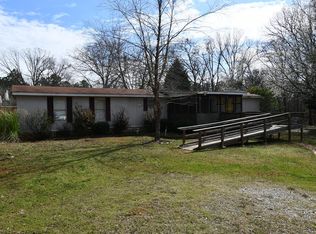 1097 Dillard Rd, Waterloo, SC 29384