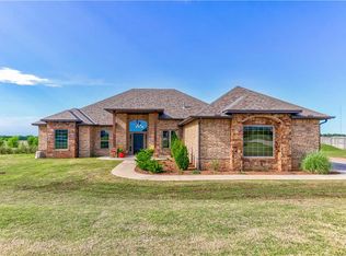 4661 Hillside Ln, Edmond, OK 73025