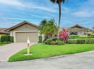 6777 Villas Dr, Boca Raton, FL 33433