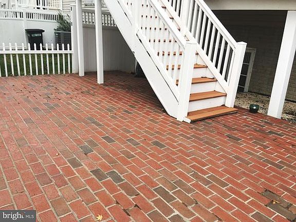 5th image of 38 Hibiscus Ct