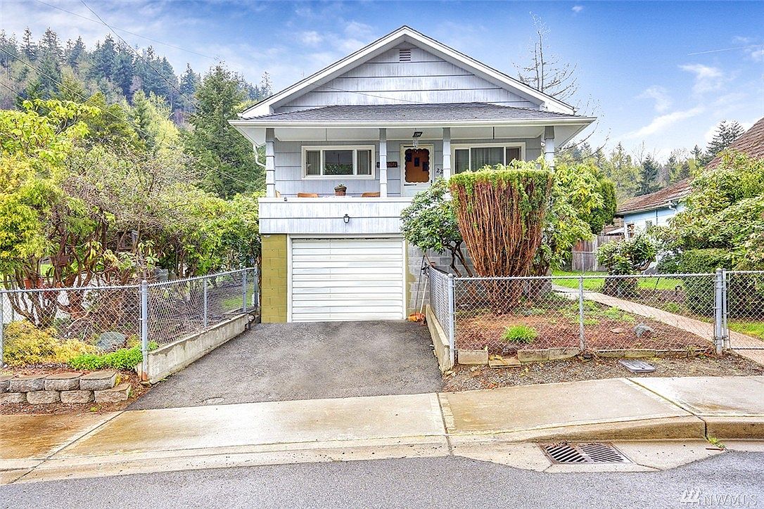 223 Albert St, Wilkeson, WA 98396 Zillow