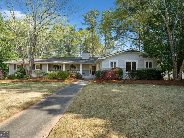 2100 Fairwood Ln, Atlanta, GA 30345