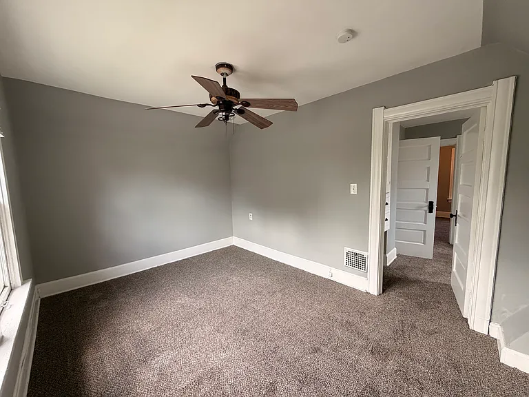 235 Bronson Ave — Photo 11
