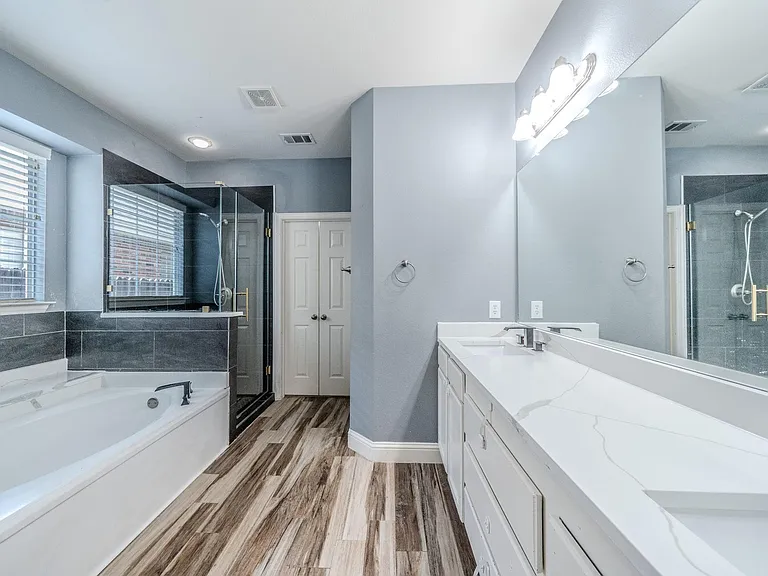 1717 Lake Eden Dr — Photo 13