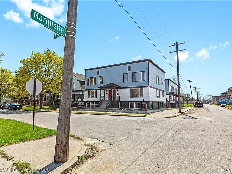 6091 Vermont St #B — Photo 14