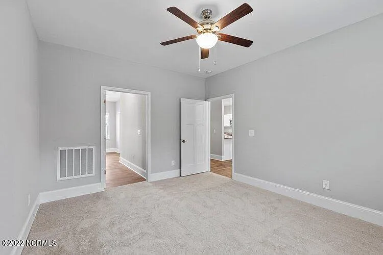 800 Lighthorse Cir — Photo 22