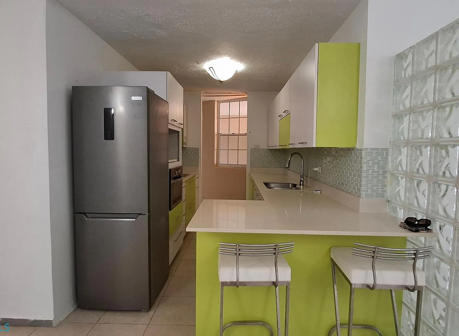 4 bed, 3.0 bath, 1950 sqft, $1,200 — Photo 4