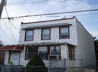 5941 59th Dr, Maspeth, NY 11378
