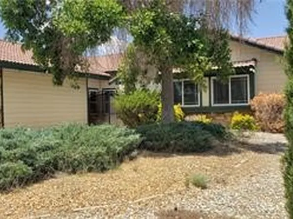13620 Cedar St, Hesperia, CA 92344