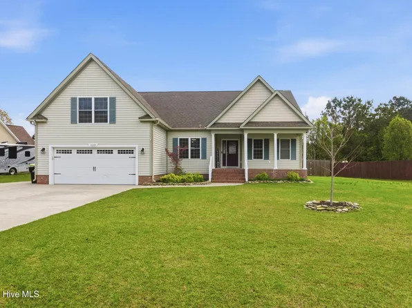 123 Mom Lane, New Bern, NC 28562