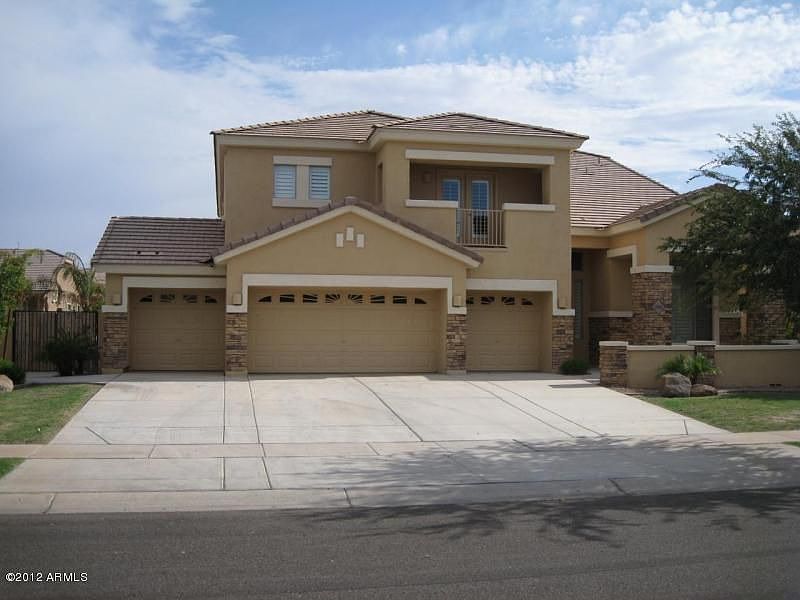 1st image of 2937 E Sierra Madre Ave