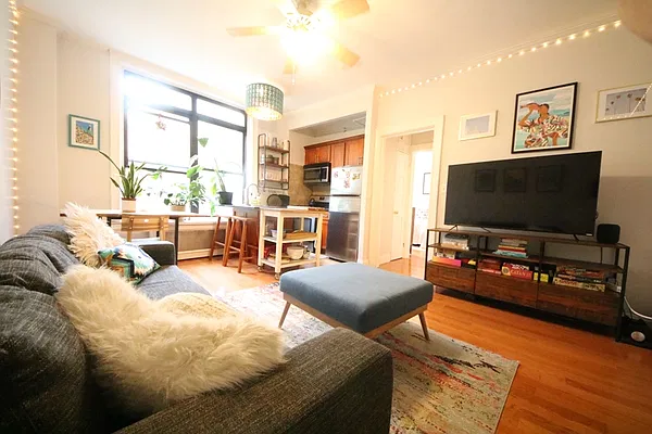 Rented by (Legacy) NY Quality Living Uptown | media 12