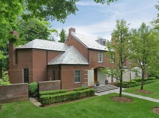 7 Jacobean Way, Mahwah, NJ 07430