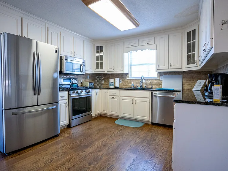 220 Loch Way — Photo 9