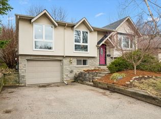 18 Gateway Dr, Guelph, ON N1H 6W8