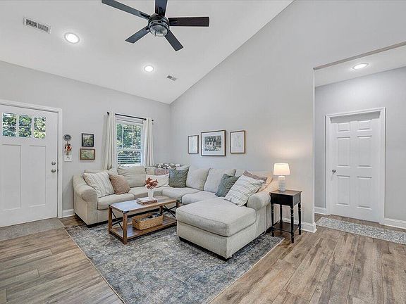 4th image of 4269 Daugherty Rd