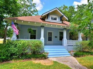 417 S Guadalupe St, Lockhart, TX 78644