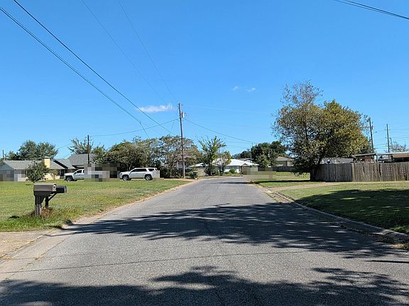 4th image of 36 Horseshoe Ln