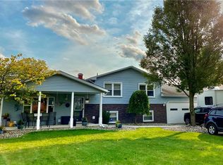 1910 Beaver Trl, Mineral Ridge, OH 44440