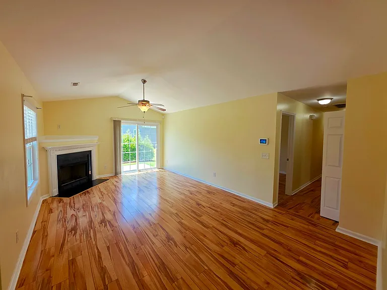 200 Sweet Gum Ln — Photo 11