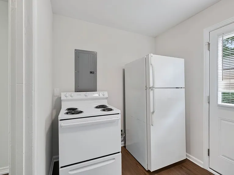 1316 Sunnyview Dr — Photo 15