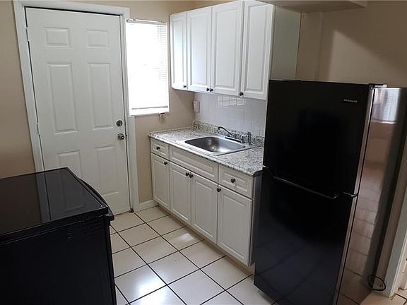 4th image of 1931 7th St S APT 3