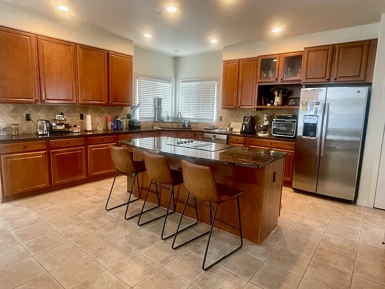 Kitchen Center Isle