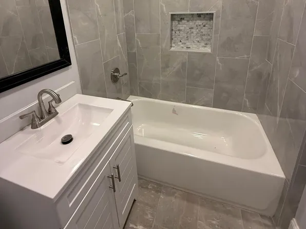 133 Sherman Place image 8 of 13