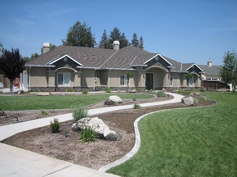 1st image of 1999 Sussex Dr