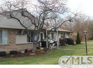 61045 Heritage Blvd, South Lyon, MI 48178