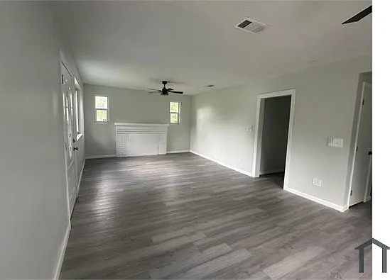 4 bed, 1440 sqft, $1,500 — Photo 4