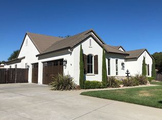 7101 Rotherfield Ct, Orangevale, CA 95662