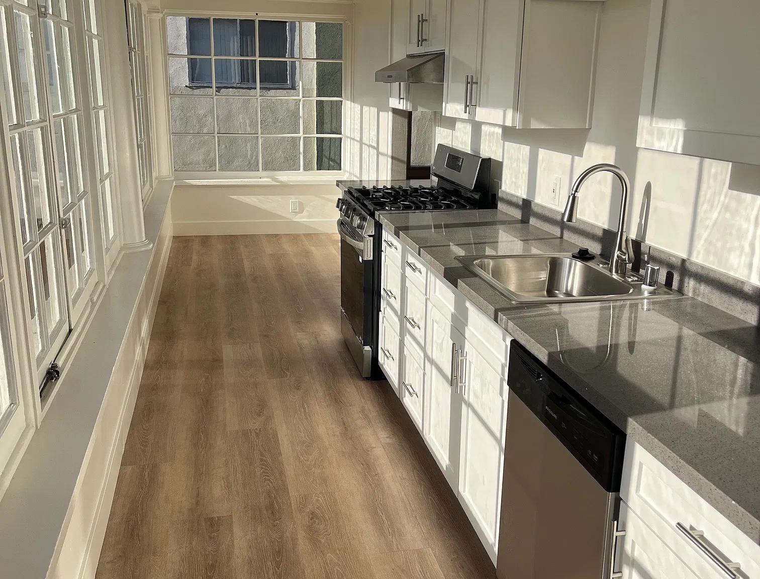 1 bed, 792 sqft, $2,750 — Photo 1