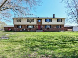 W151S6979 Cornell Cir, Muskego, WI 53150